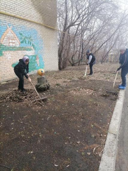 Субботник..